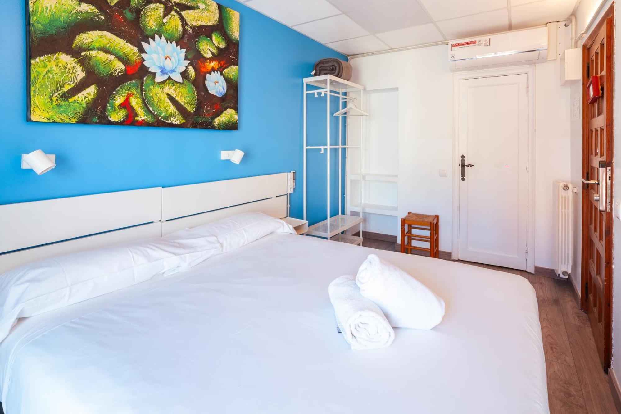 Guest house Forum