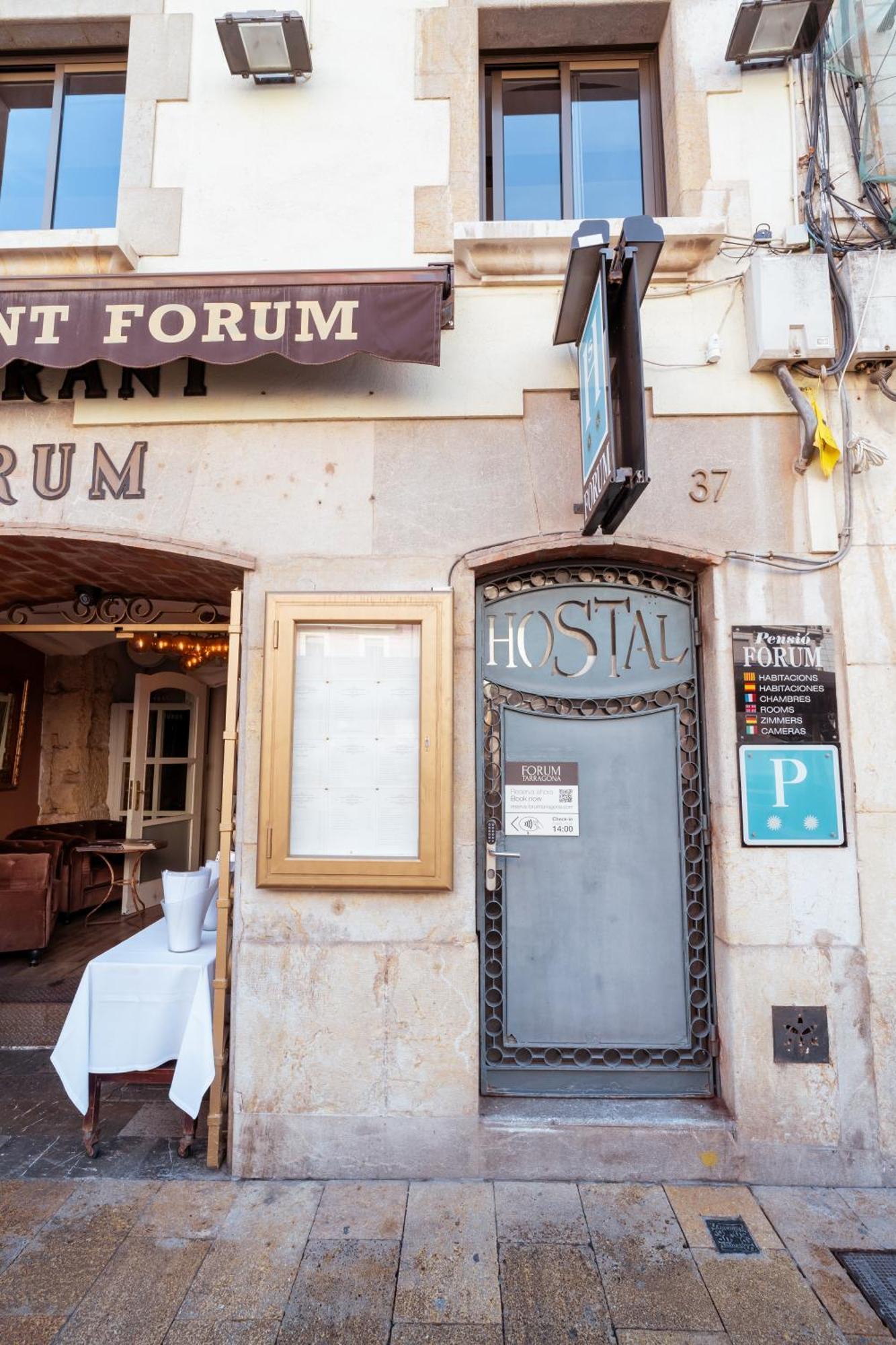 Forum 2*